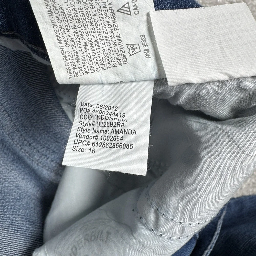 Gloria Vanderbilt Amanda Jeans Womens 16 Blue Tapered Phoenix Wash Classic Fit